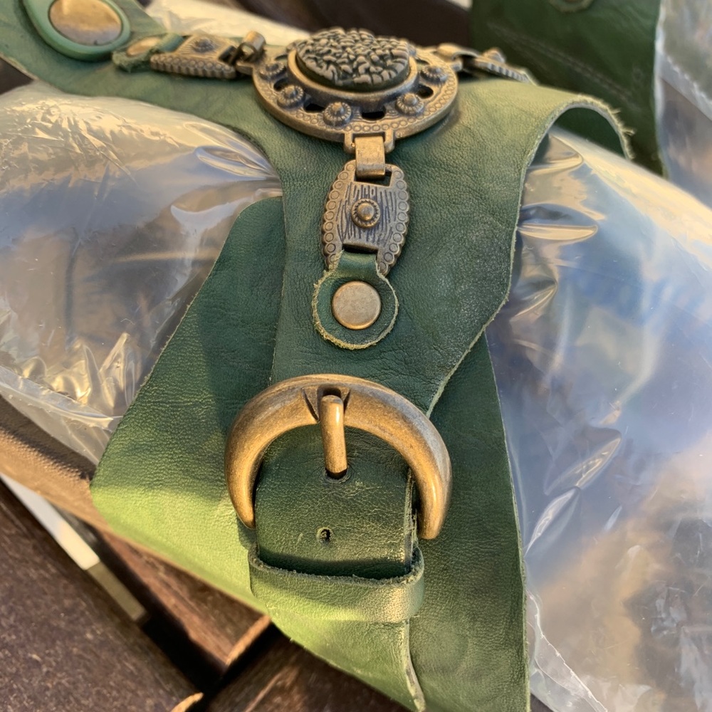 Sold on consignment - Picture 4 of 6